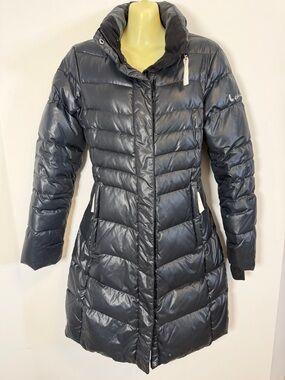 Lolë Down Filled Black Puffer Jacket